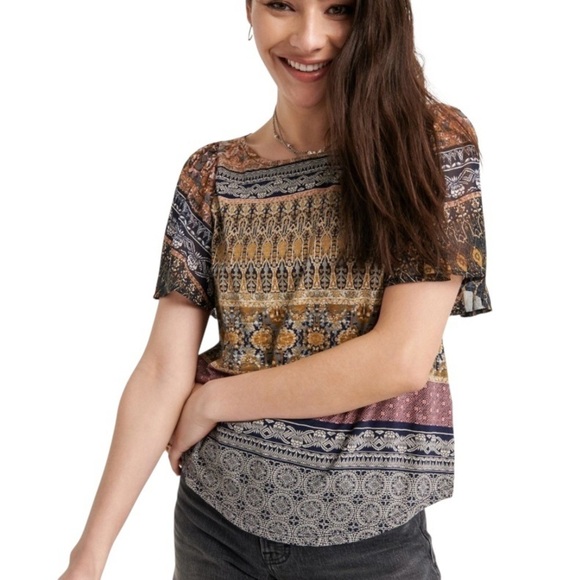 Lucky Brand Mixed Media‎ Flutter Sleeve Top, Medium Style 7W64640 - Picture 3 of 14